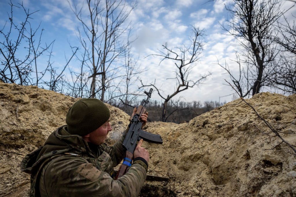 Eine fortgesetzte Gegenoffensive der Ukraine würde das Leben zahlreicher Soldaten kosten, die Kiew aber braucht.