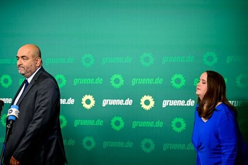 Die Grünen-Spitze zieht nach den Misserfolgen der Partei bei mehreren Wahlen personelle Konsequenzen.