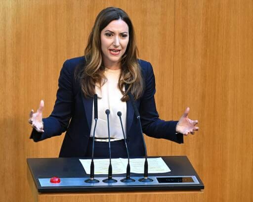 Petra Steger (Bild, FPÖ) sieht die Meinungsfreiheit in Europa in Gefahr.