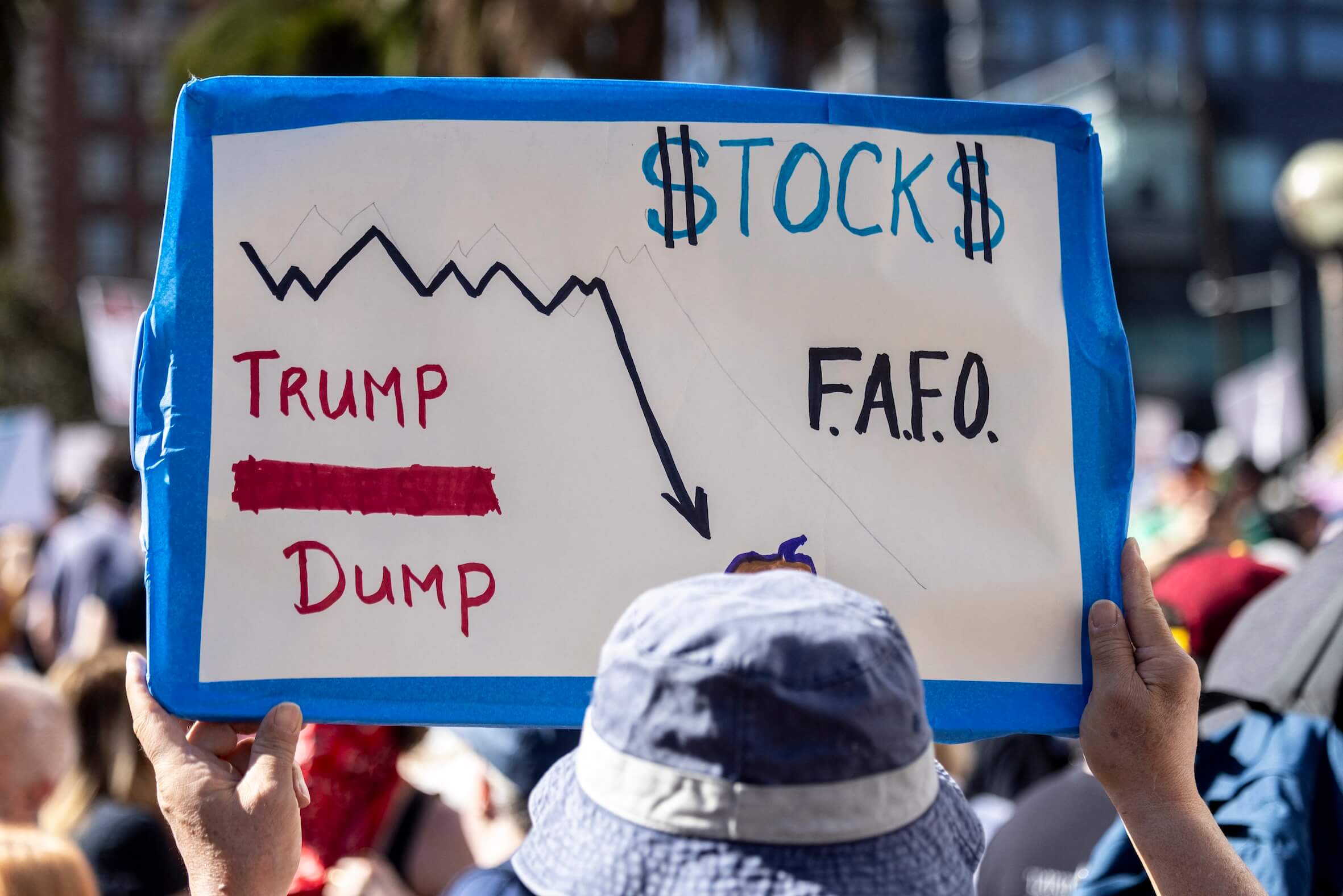 Landesweite Proteste gegen Trumps Pläne.