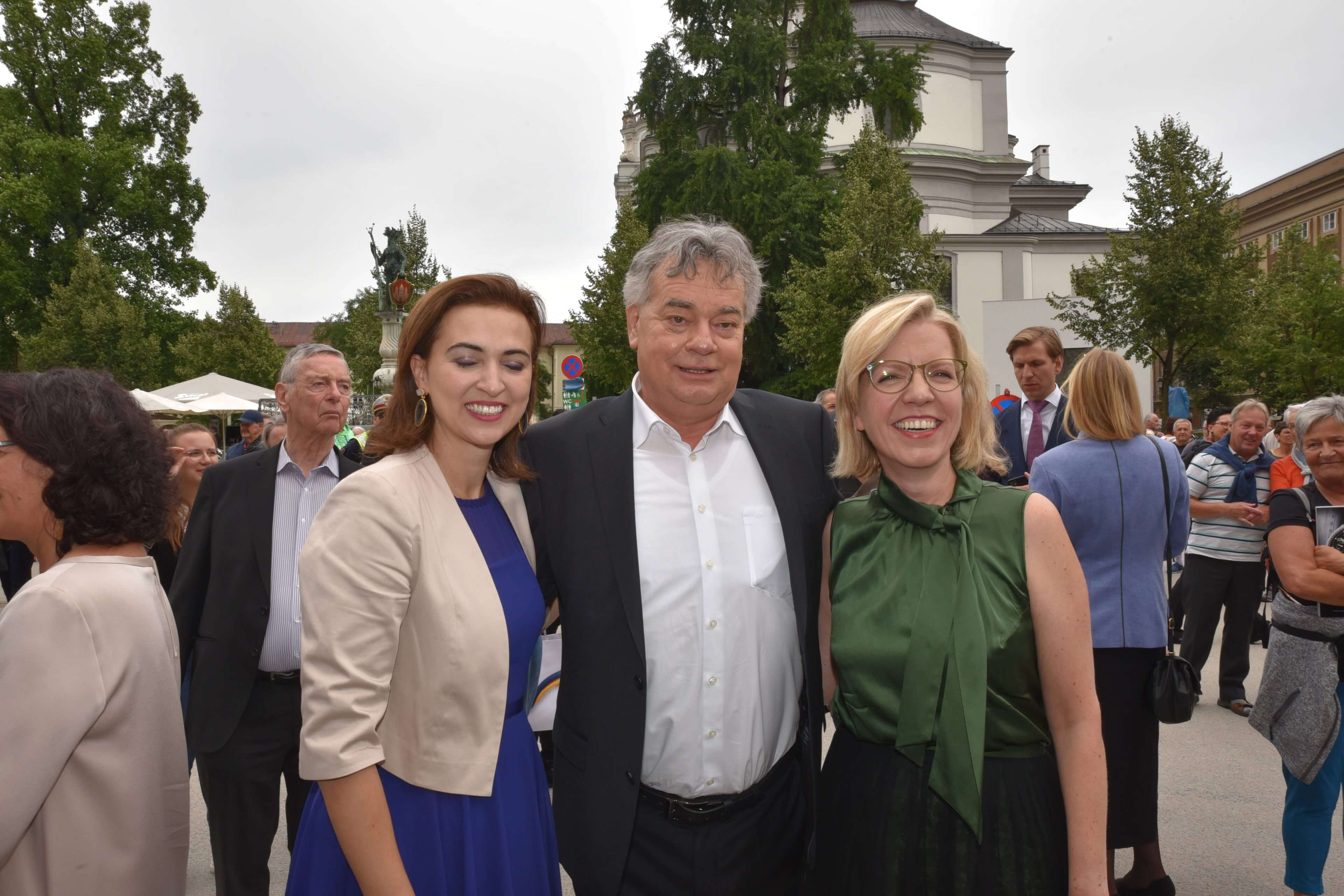 Noch-Grünen-Chef Werner Kogler mit Alma Zadic (li.) und Leonore Gewessler