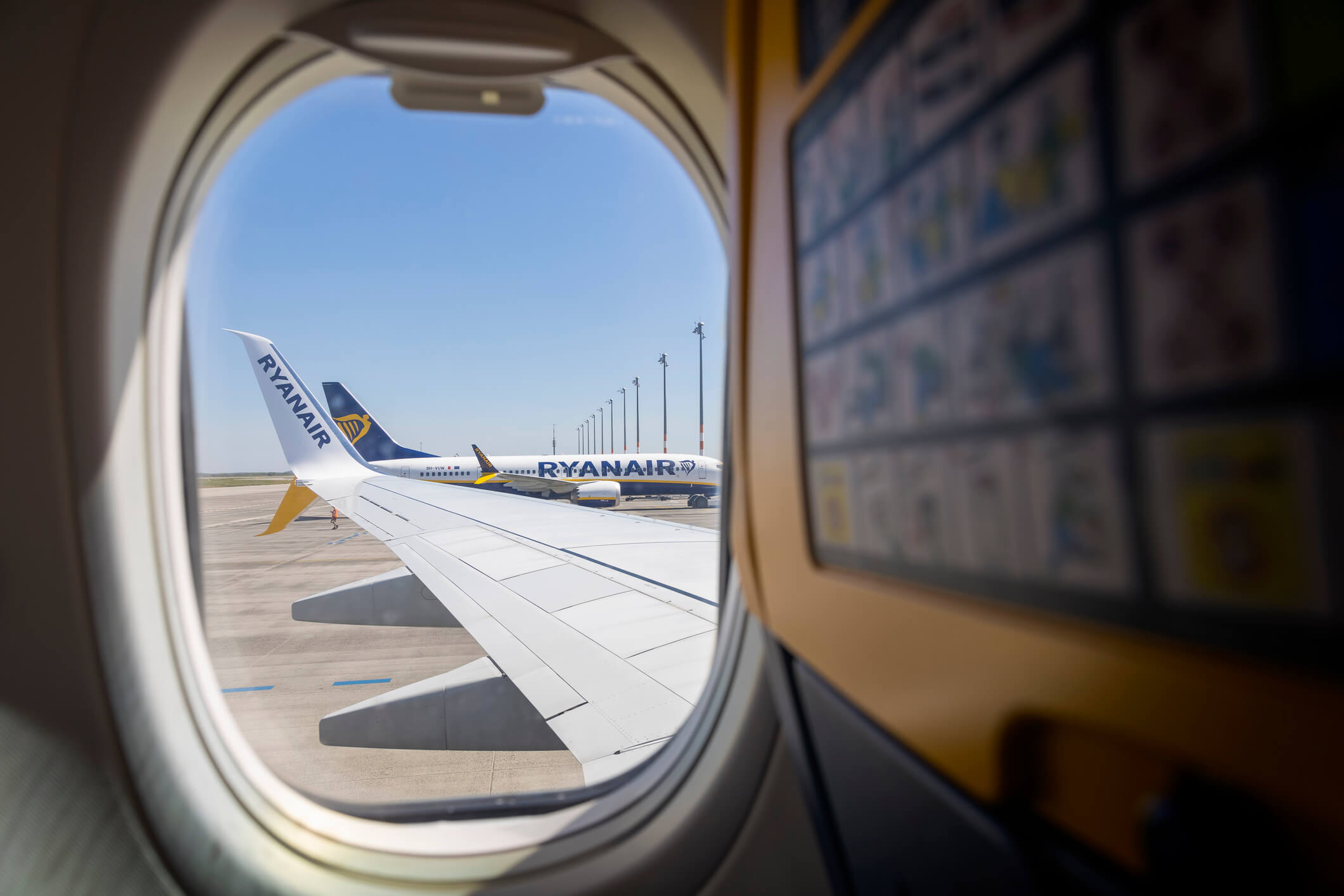 Ryanair vor Gericht: Genderaktivist fordert 5000 Euro Schmerzensgeld.