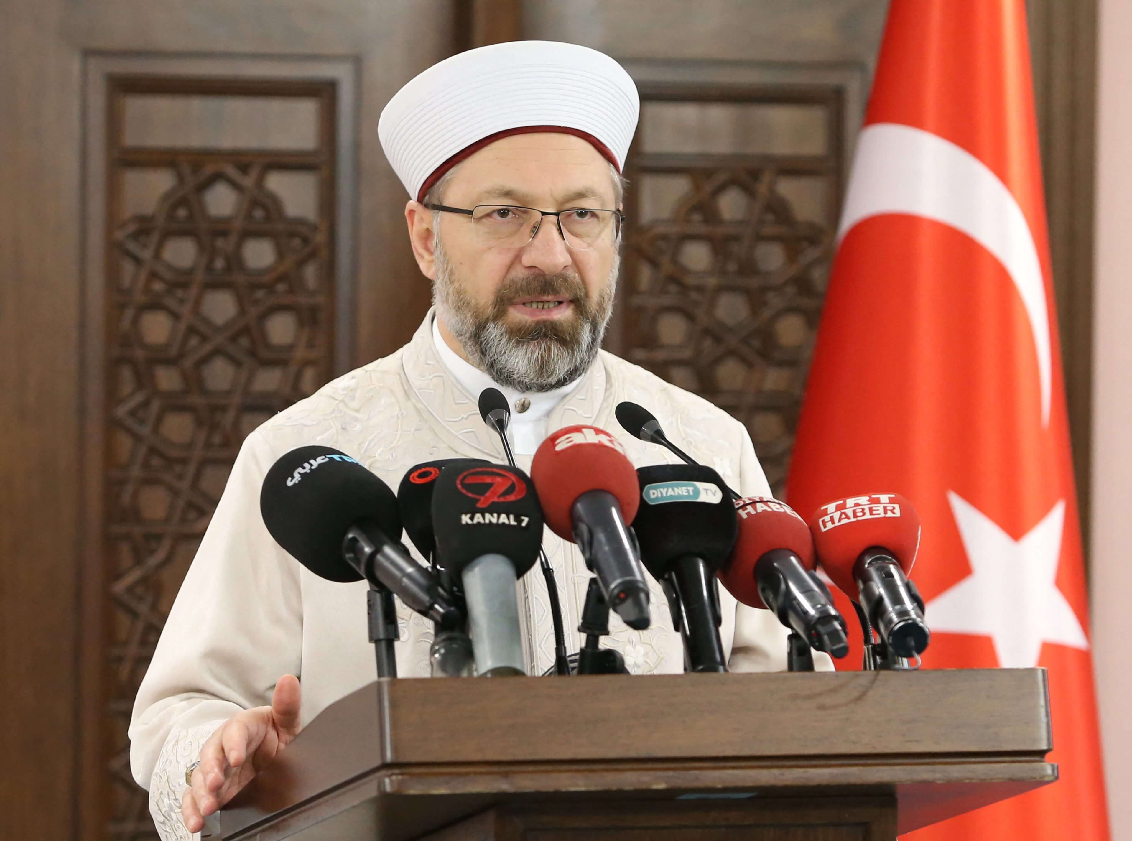Diyanet-Chef Ali Erbas (Bild) – Erdogans oberster Religionsfunktionär – predigt gegen Juden, Christen und Homosexuelle. Jetzt kooperiert die IGGÖ mit ihm.