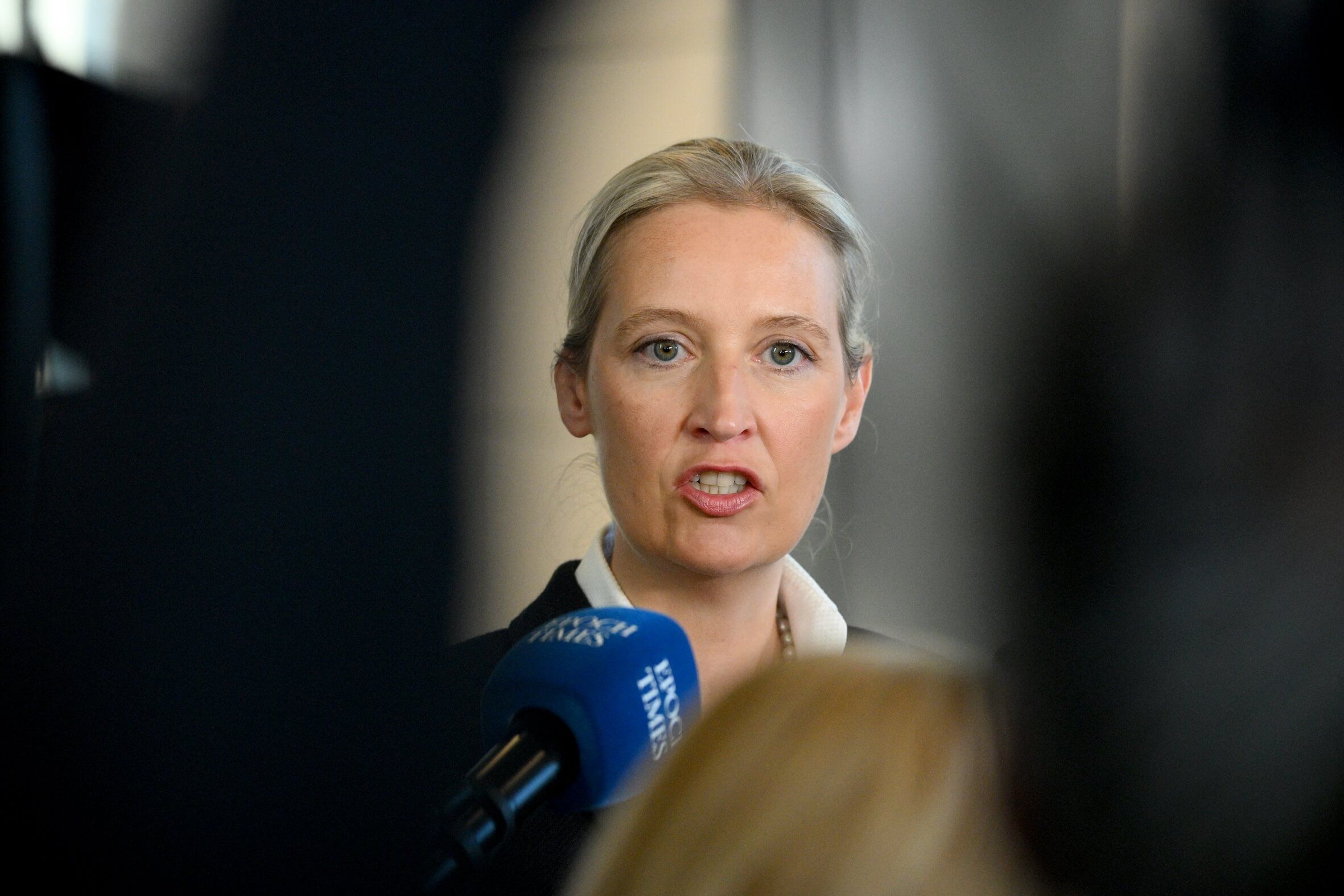 AfD-Co-Chefin Alice Weidel: Die größte Oppositionspartei steht im Fokus des Verfassungsschutzes – Ex-Präsident Hans-Georg Maaßen spricht von politischem Missbrauch der Behörde.