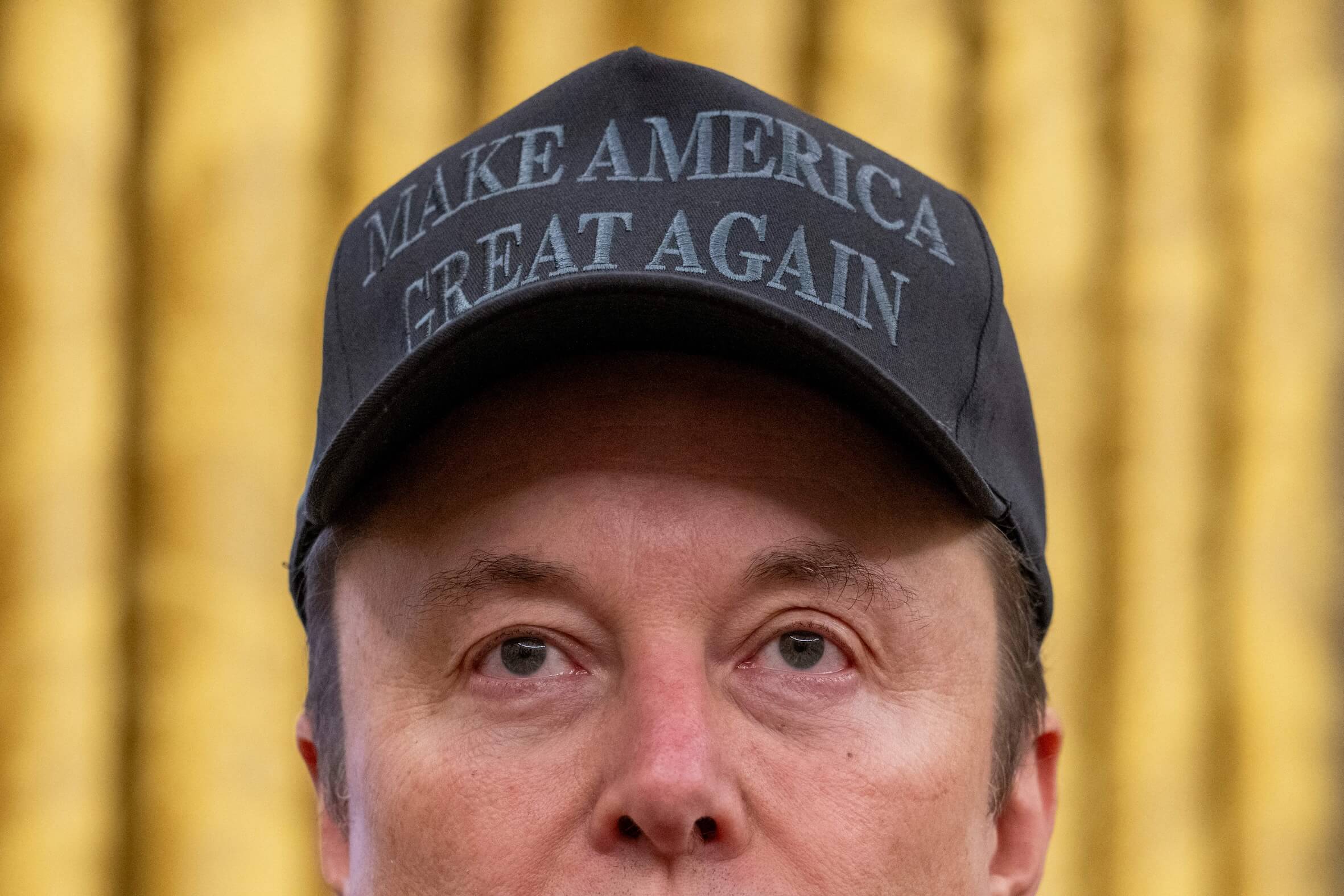 Der reichste Mensch der Welt, Elon Musk, will sich am Raketenabwehrschirm