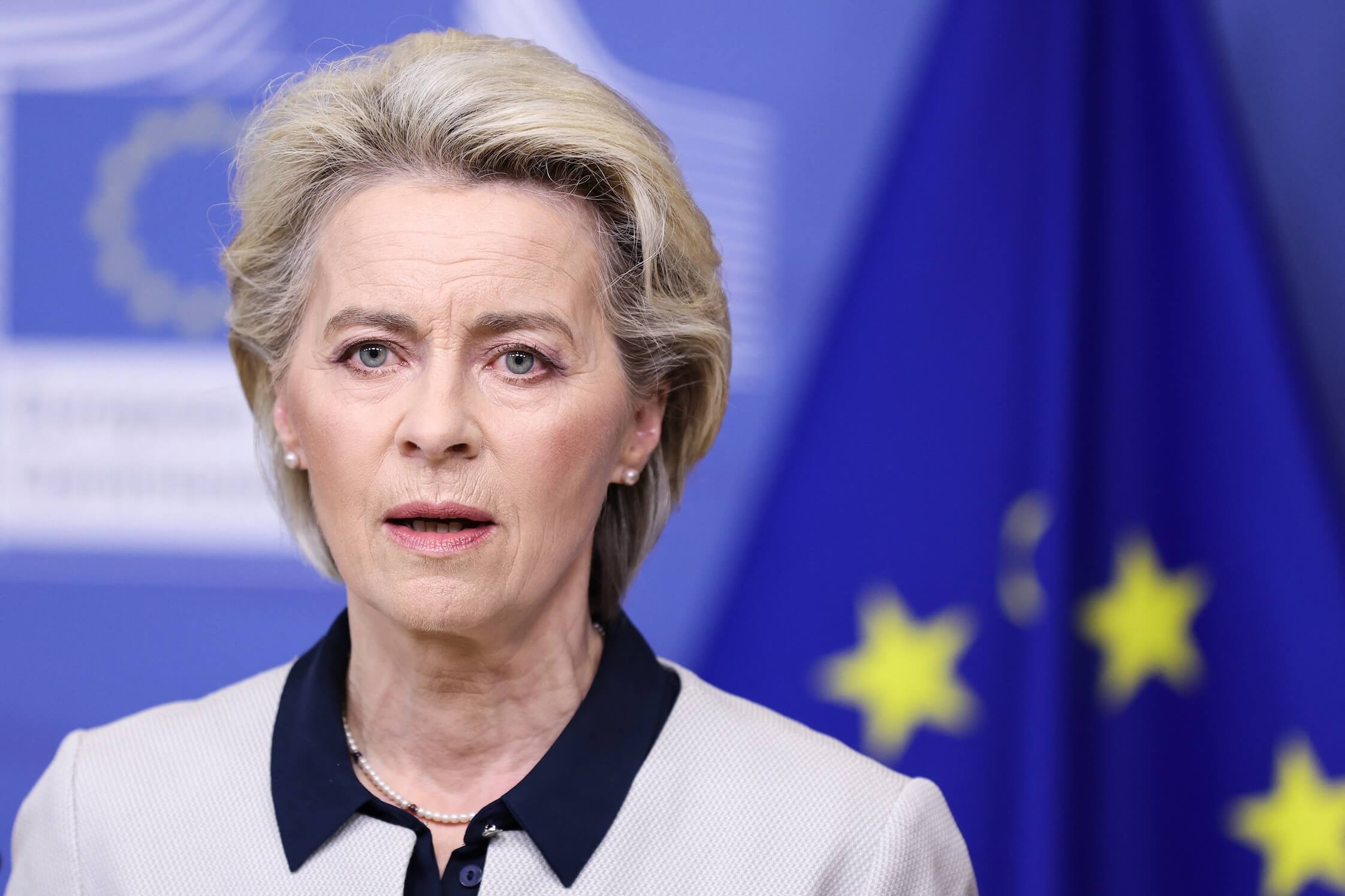 Ihr Prestigeprojekt vor dem Aus: Ursula von der Leyen muss mit ansehen, wie Paris und Berlin das Lieferkettengesetz zu Fall bringen.
