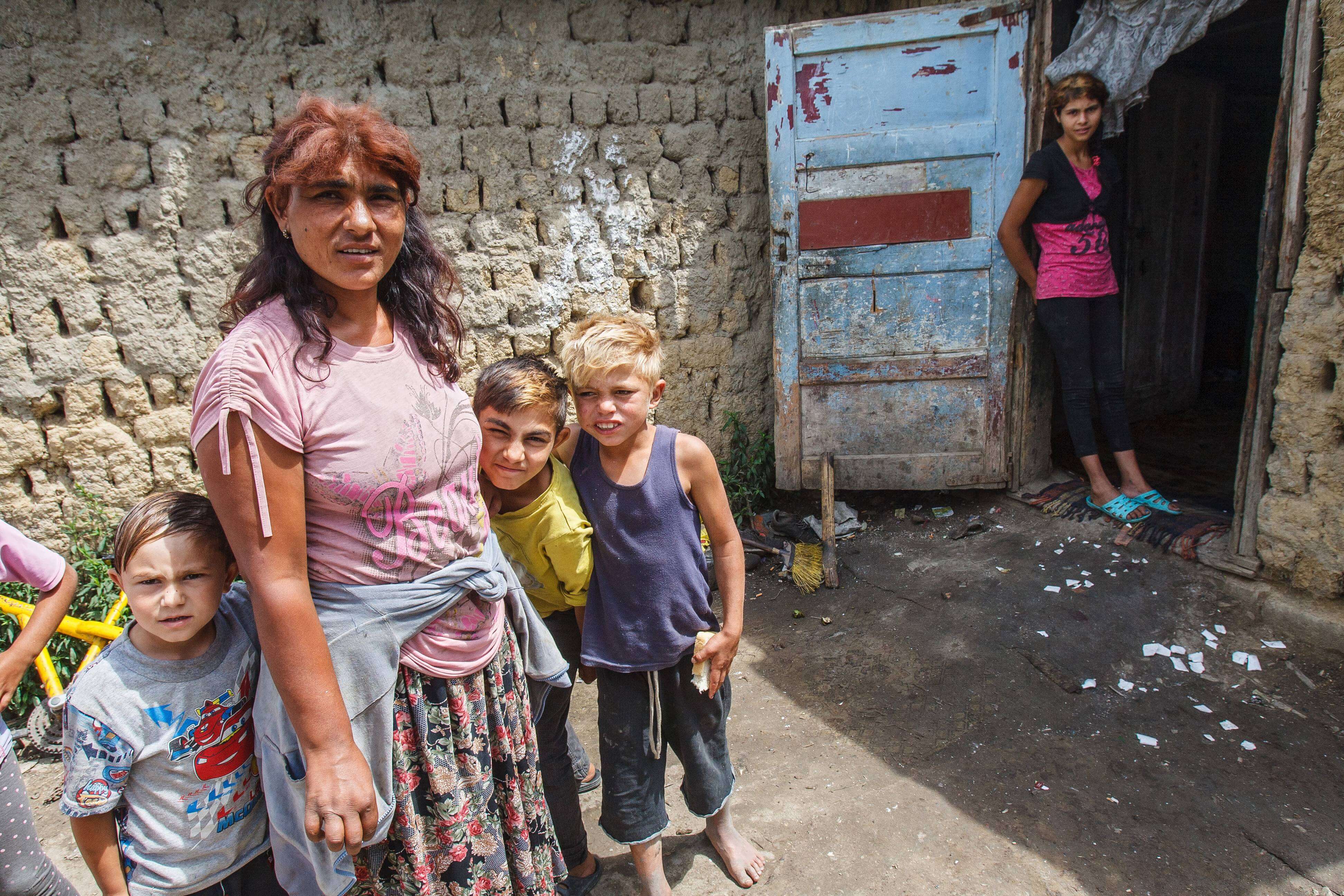 In Transkarpatien am westlichsten Zipfel der Ukraine zu Ungarn leben viele Roma-Großfamilien.