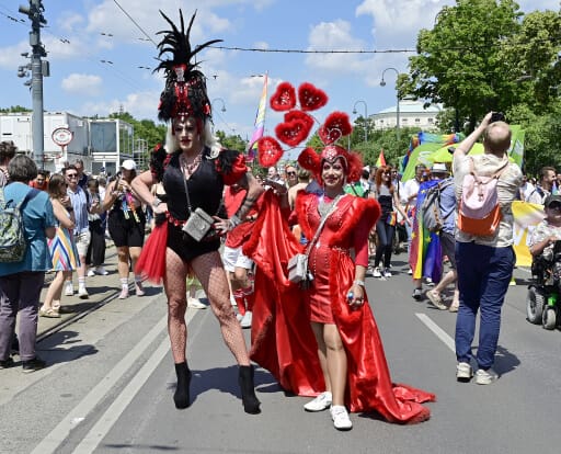 Paradiesvögel nahmen an der Wiener Pride teil.