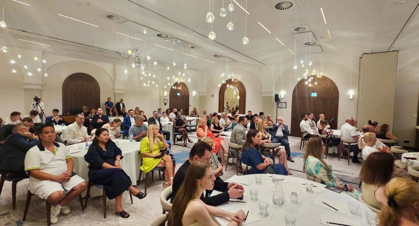 Volles Haus in Wien: Zahlreiche Gäste verfolgten die Konferenz „Frieden, Freiheit, Sicherheit“ mit großem Interesse.