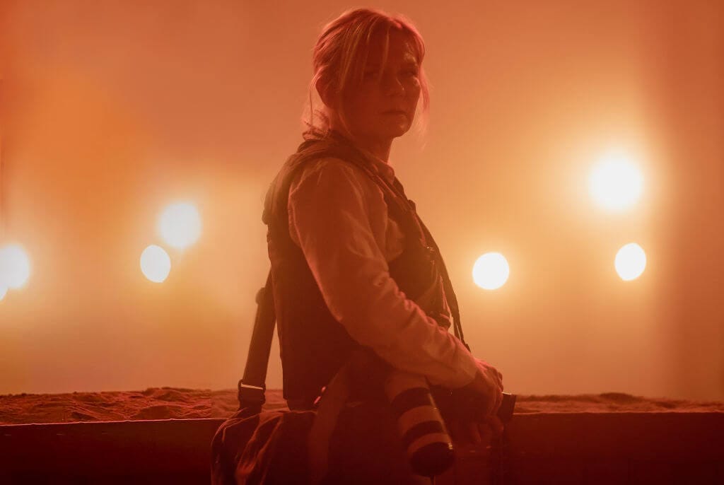 Kirsten Dunst ist als Kriegsfotografin Lee im Film „Civil War“ zu sehen – Fiktion als Warnung vor inneren Konflikten.