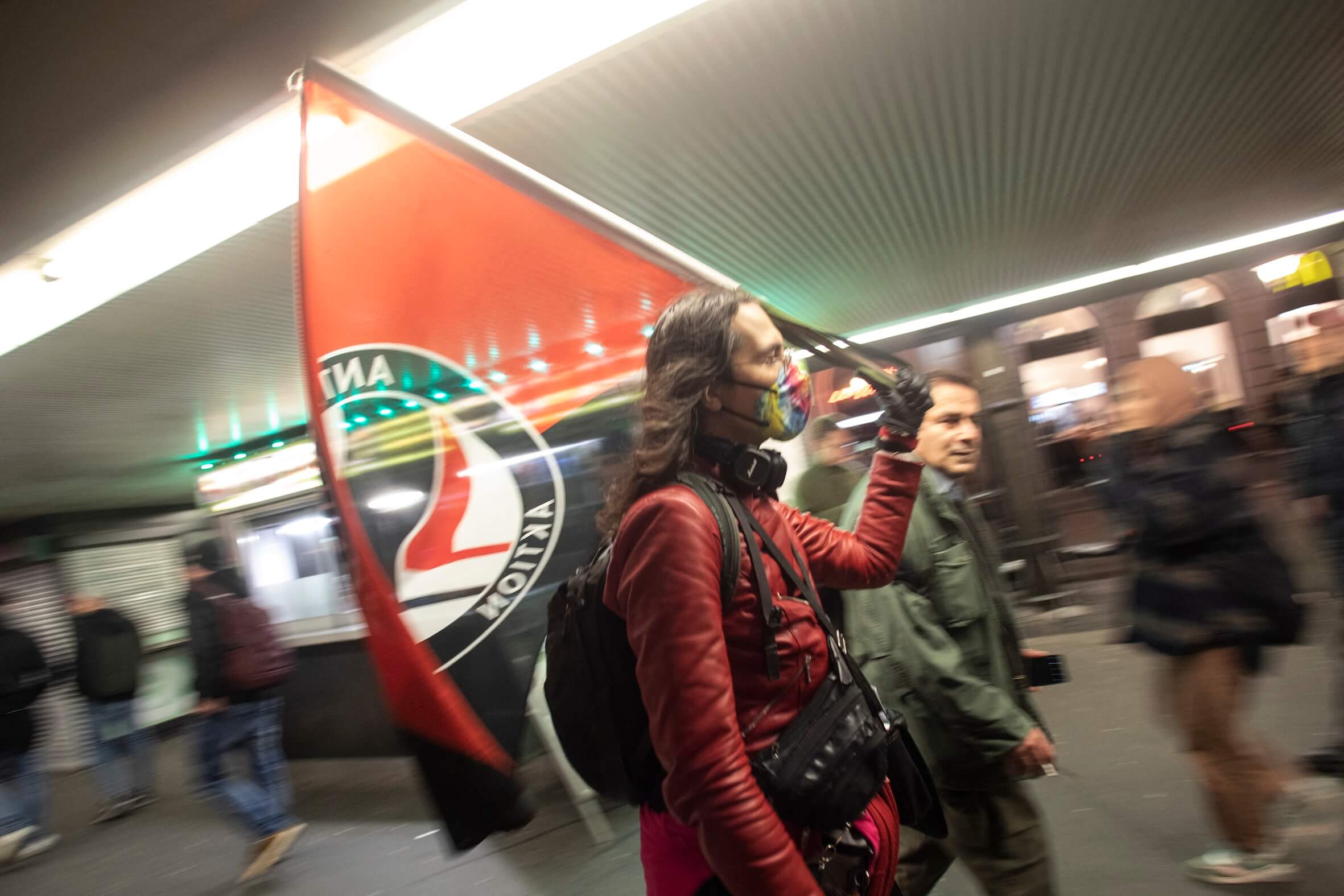 Die Antifa agiert weltweit und ist immer wieder an kriminellen Aktionen beteiligt