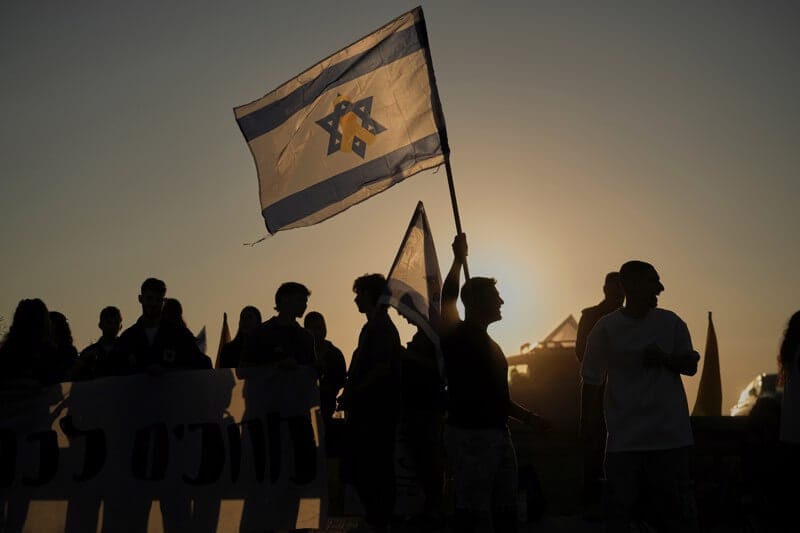 Ganz Israel feiert, bangt, betet.