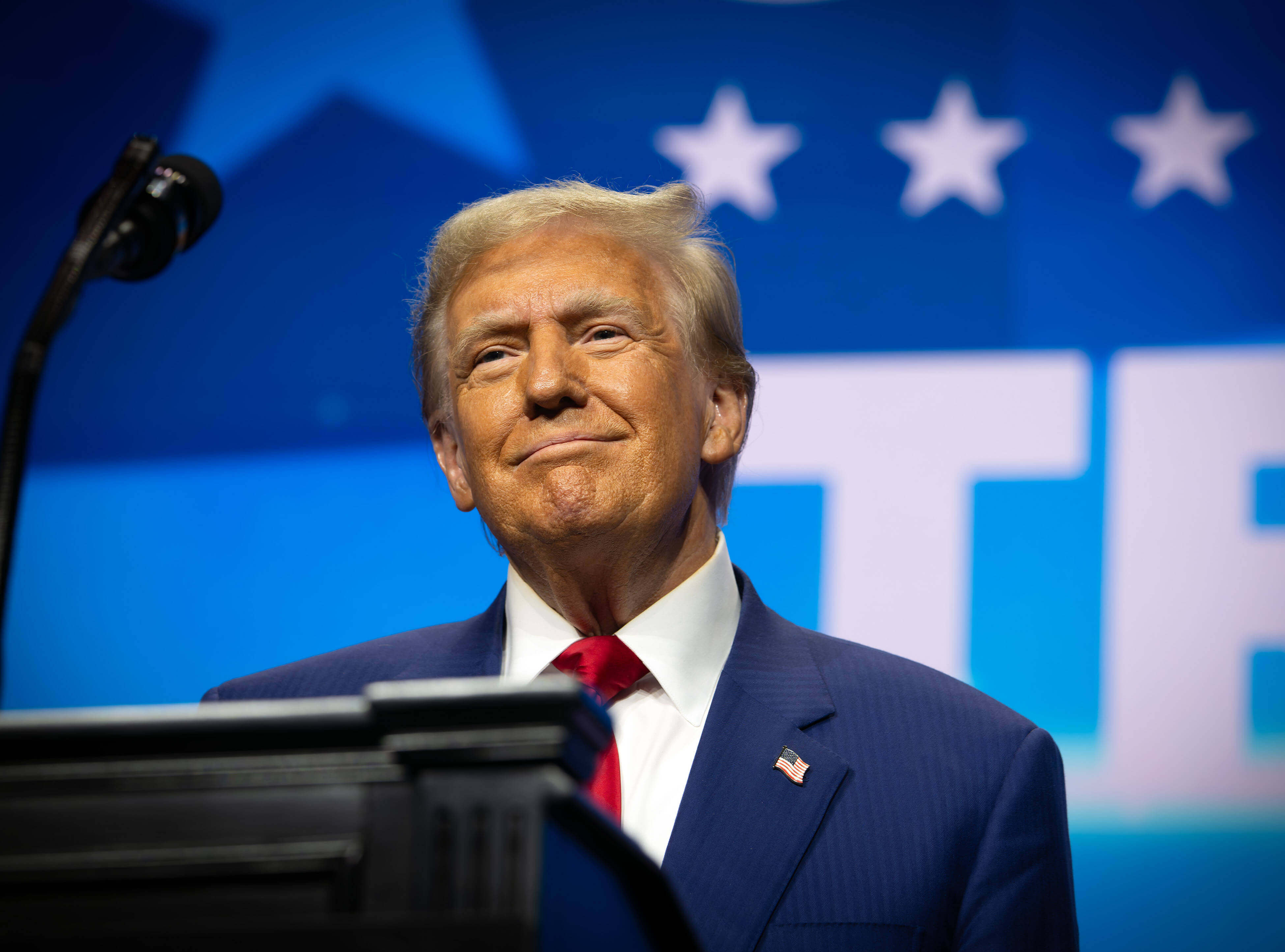 Donald Trump bezeichnet den linken Mamdani schlicht als „Kommunisten“.