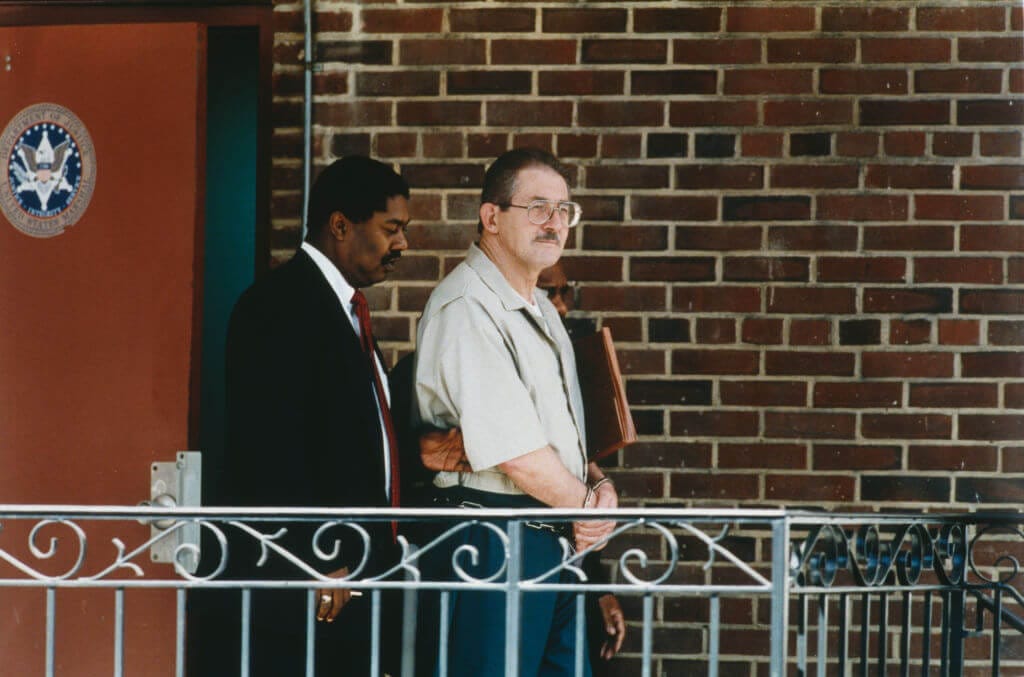 Aldrich Ames nach dem Urteil: Der CIA-Spion erhielt lebenslang – ein Beispiel für absolute Nulltoleranz gegenüber Innentätern.