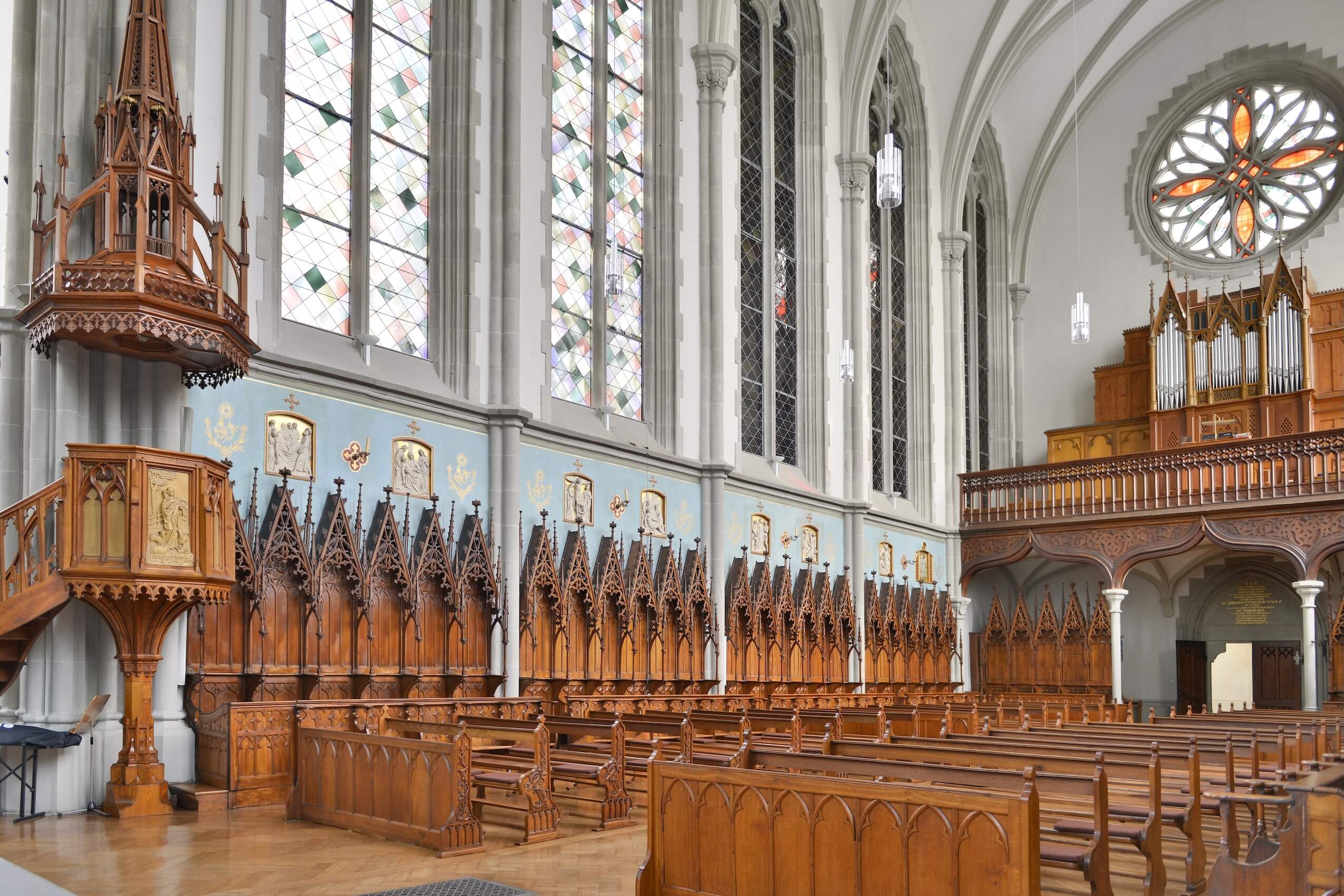Am Campus befindet sich auch die Klosterkirche zum Heiligsten Herzen Jesu – womöglich mit Mädchen- und Bubenchören, bisher.