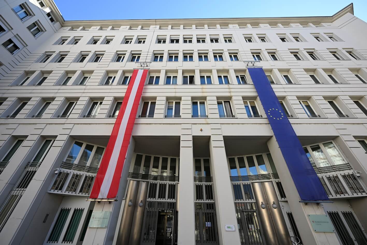 Innenministerium in Wien: Wie viele Asylwerber gelten in Österreich als „abgängig“?