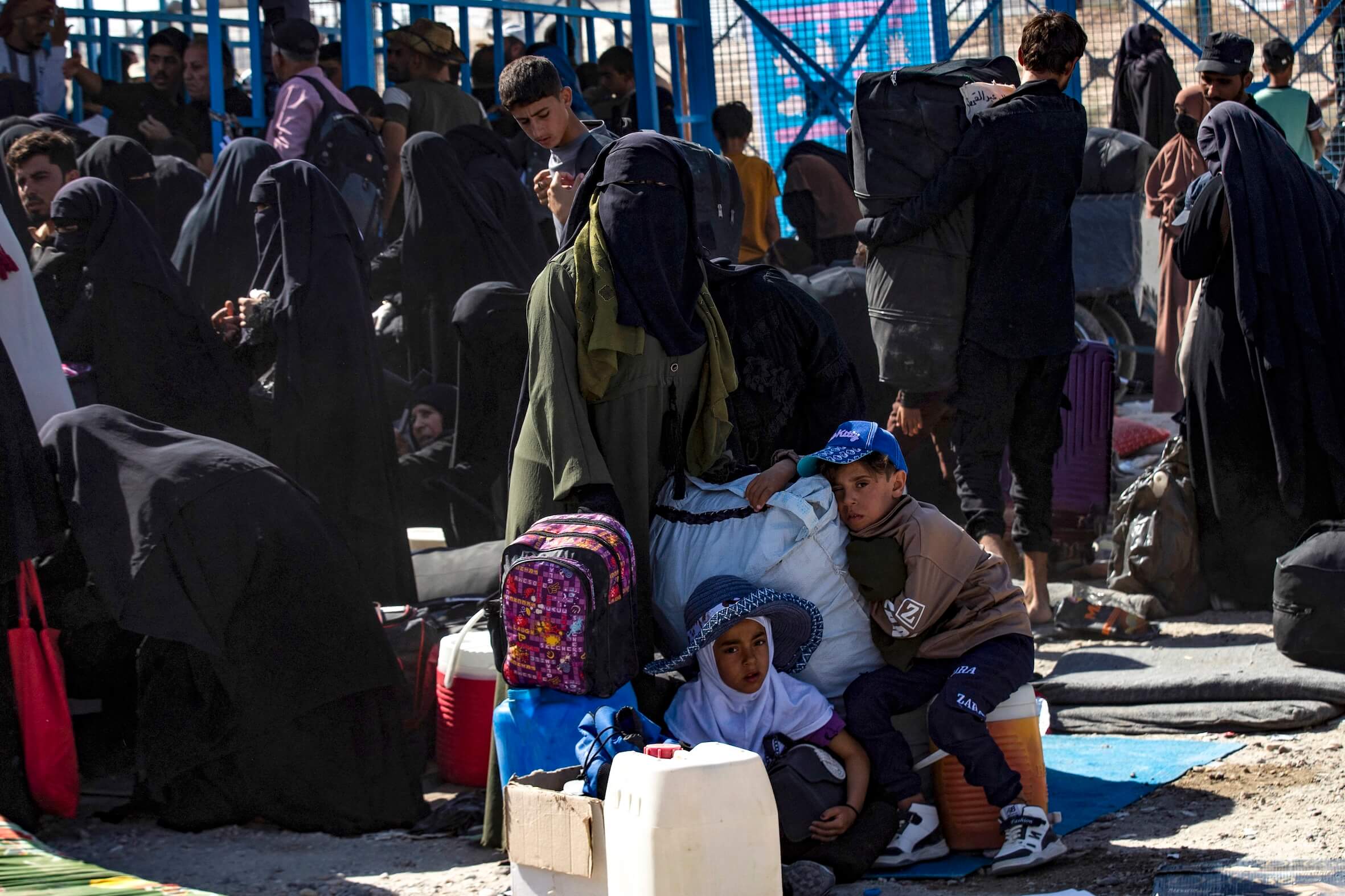 Im August 2025 verließen mehr als 800 Iraker das berüchtigte IS-Familienlager und kehrten heim.