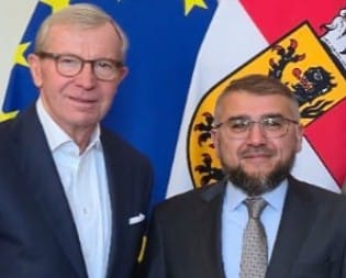 Was tut Edtstadler? LH Haslauer empfing im Vorjahr den Türken-Messe-Organisator Baser.
