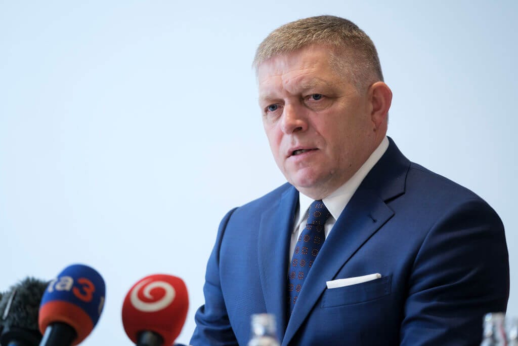 Robert Fico unterstützt Victor Orbán
