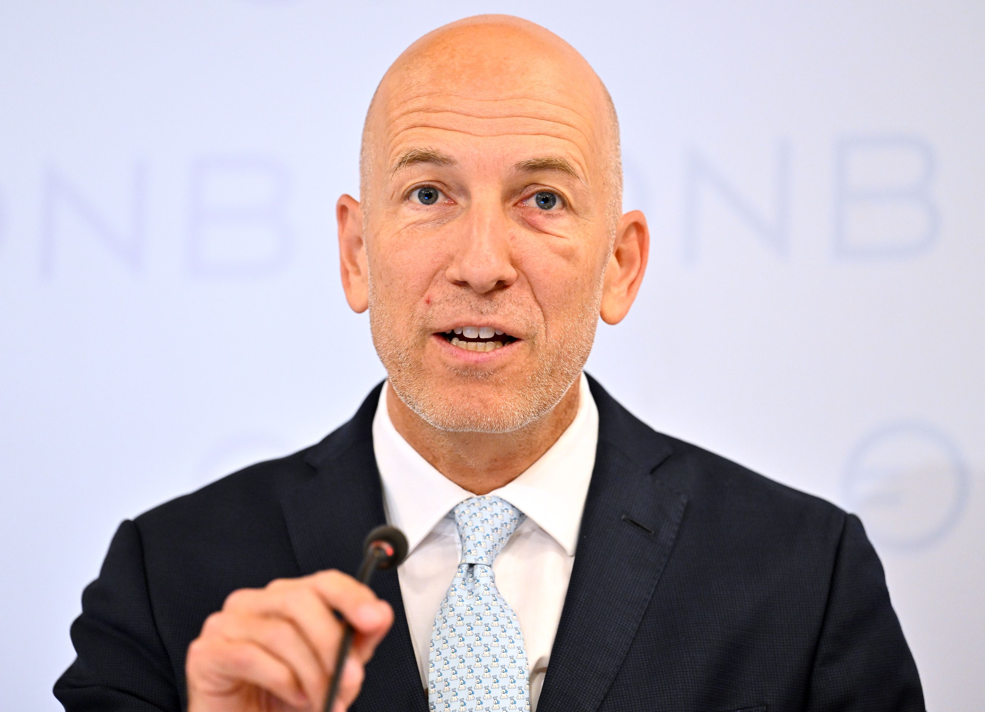 OeNB-Gouverneur Martin Kocher: Die neue Konjunkturprognose rechnet mit schwächerem Wachstum und höherer Inflation.