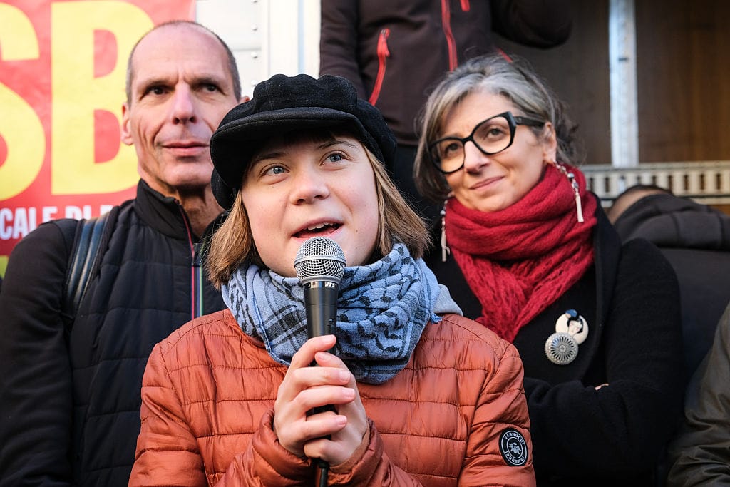 Mehr Aktivistin als Juristin? Albanese (r.) demonstriert mit Greta Thunberg (M.) und Griechenlands Ex-Finanzminister Yanis Varoufakis (l.).