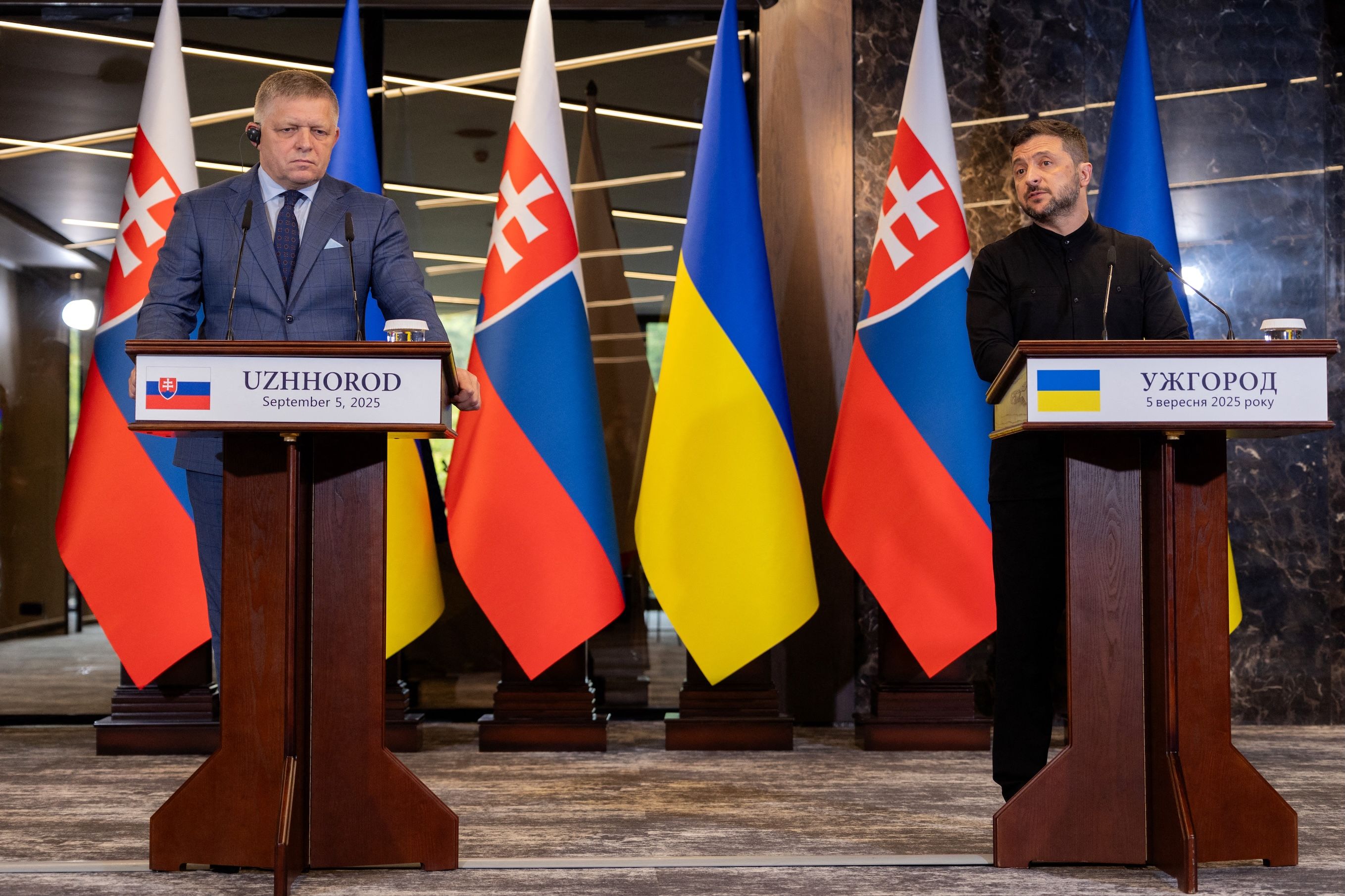 September 2025: Selenskyj und Fico bei einem Treffen in Uschhorod.