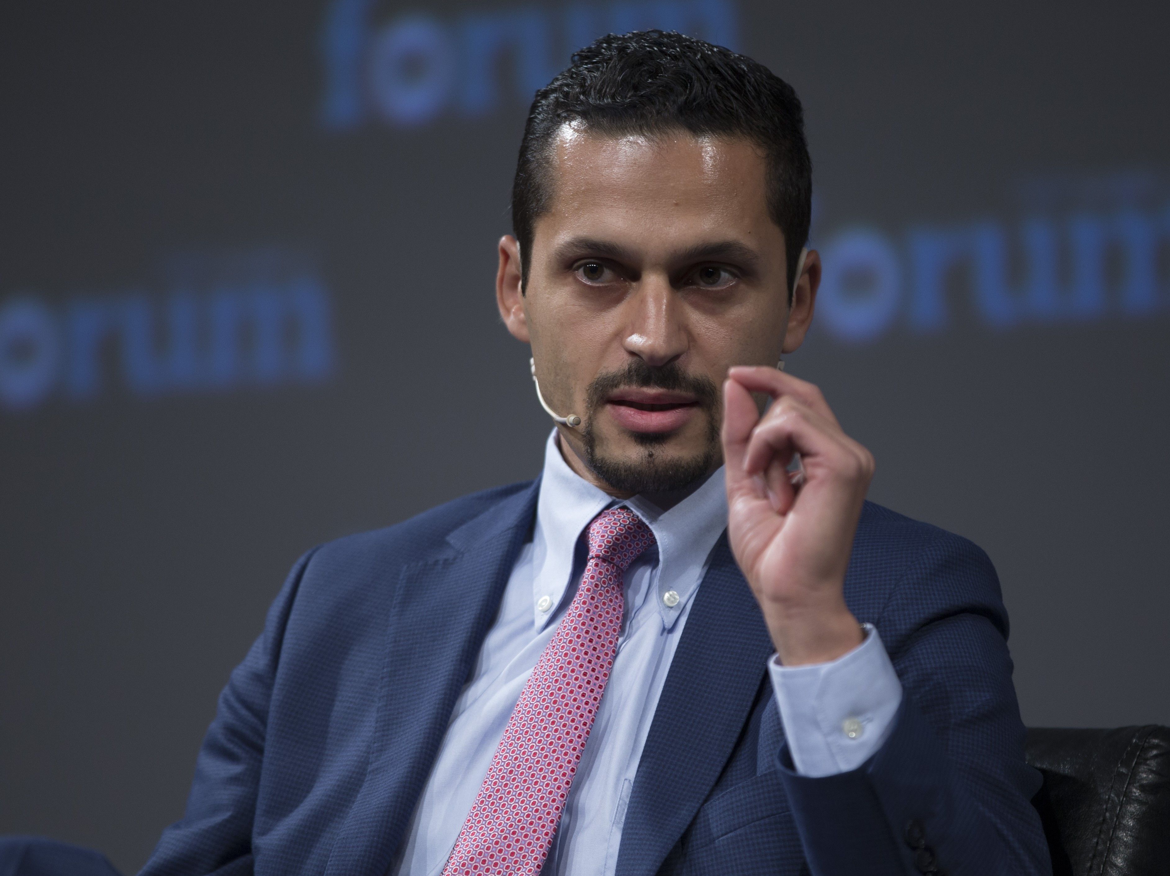 Der österreichische Politologe Farid Hafez (Bild) verfasste zahlreiche Berichte für TRT.