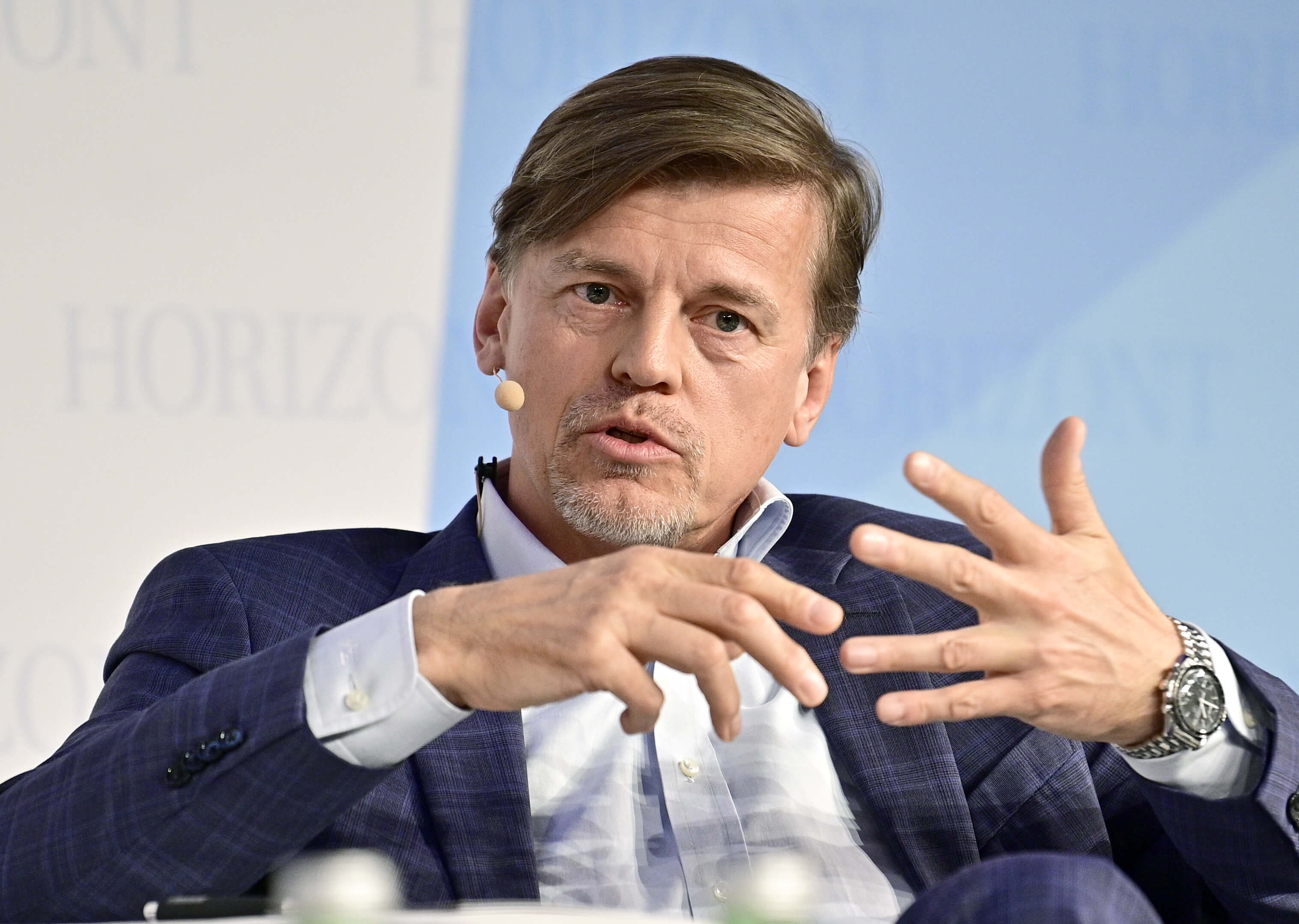 NEOS-Nationalratsabgeordneter Veit Dengler bekannte offen: Er wäre nicht in die Regierung eingetreten.