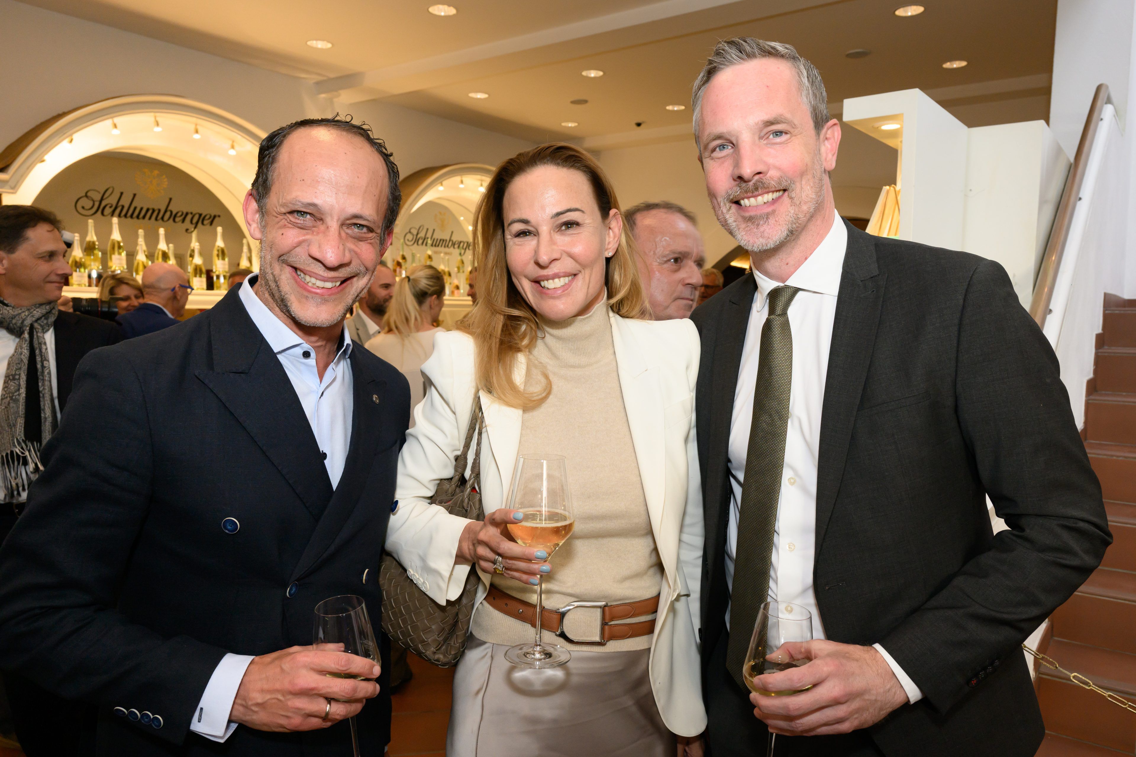 Thomas Bokesz, CIO Mediabrands Austria, exxpress-Herausgeberin Eva Schütz und ASFINAG-Vorstand Hartwig Hufnagl.