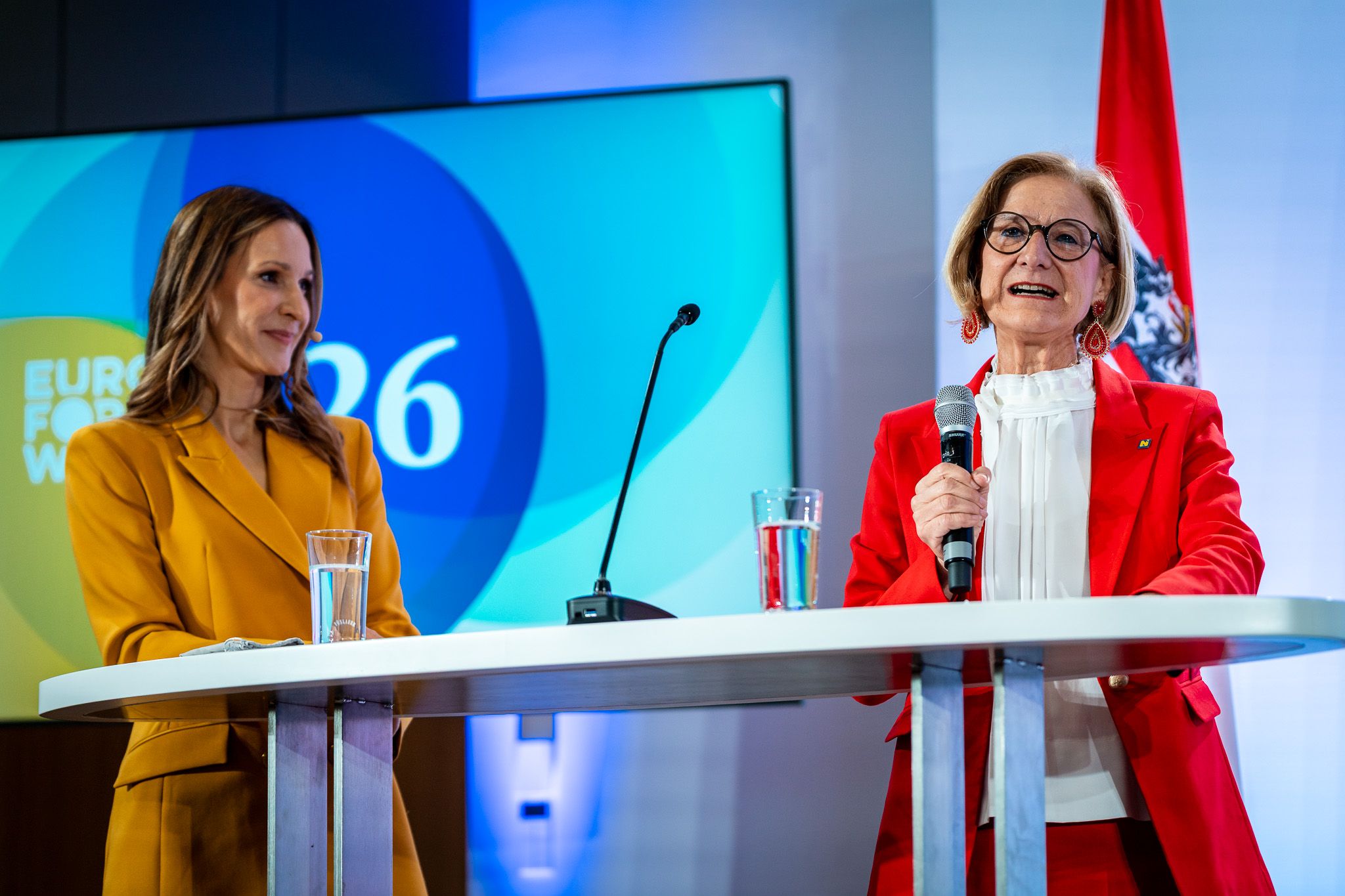 NÖ-Landeshauptfrau Johanna Mikl-Leitner (r.): „Europa muss zum Weltmeister der Innovation und der Wettbewerbsfähigkeit werden“.