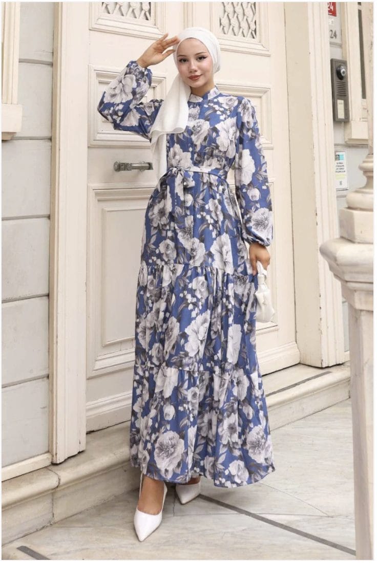 Dieses Maxi-Kleid kann man in dem „Modest Fashion“-Laden in Nürnberg oder auf der dazugehörigen Webseite erwerben.