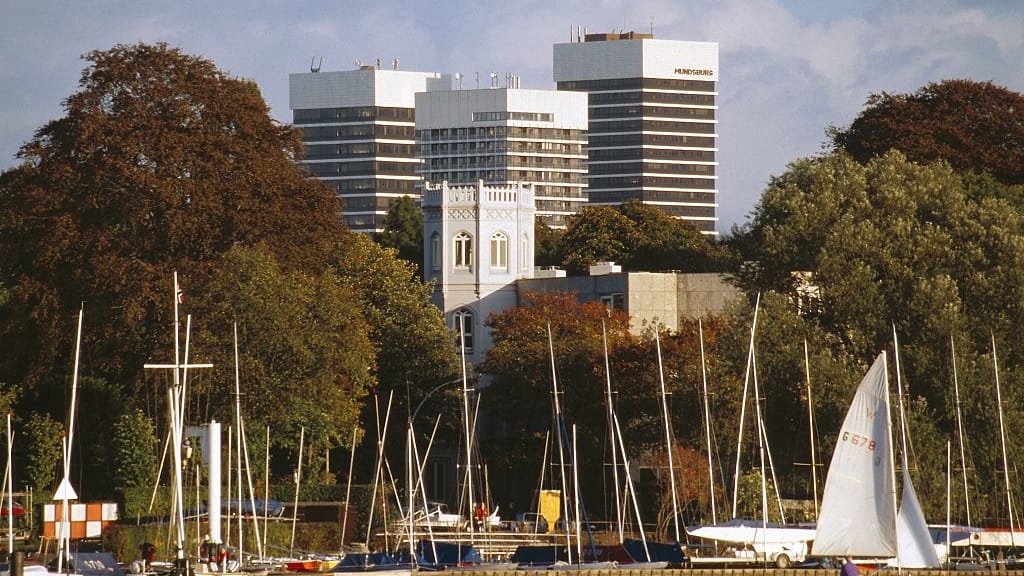 Nobel: Stadt quartiert Flüchtlinge in Hochhaus ein – für 3600 Euro Monatsmiete! - news - exxpress Nachrichten
