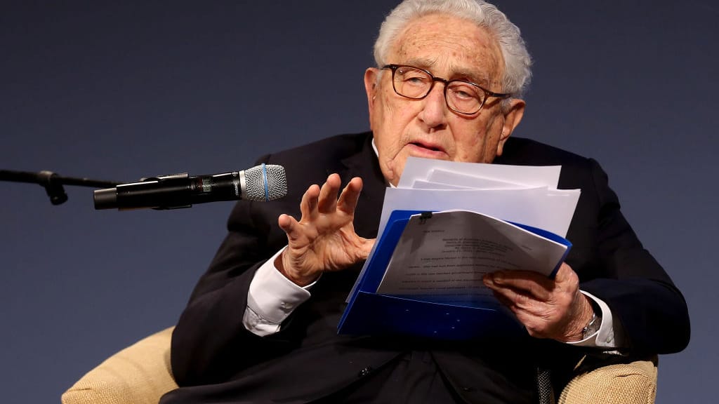 Kissinger kritisiert Biden: Es droht eine Eskalation zwischen den USA und China - politik - exxpress Nachrichten