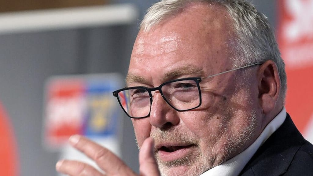 Babler unter Druck: Erste SPÖ-Sektion fordert Rausschmiss von Gusenbauer - politik - exxpress Nachrichten