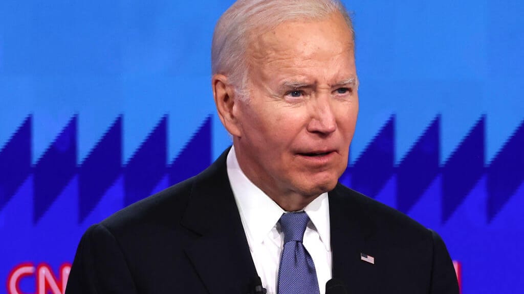 Zu schwach für Wiederwahl: Kann Biden wirklich US-Präsident bleiben? - politik - exxpress Nachrichten