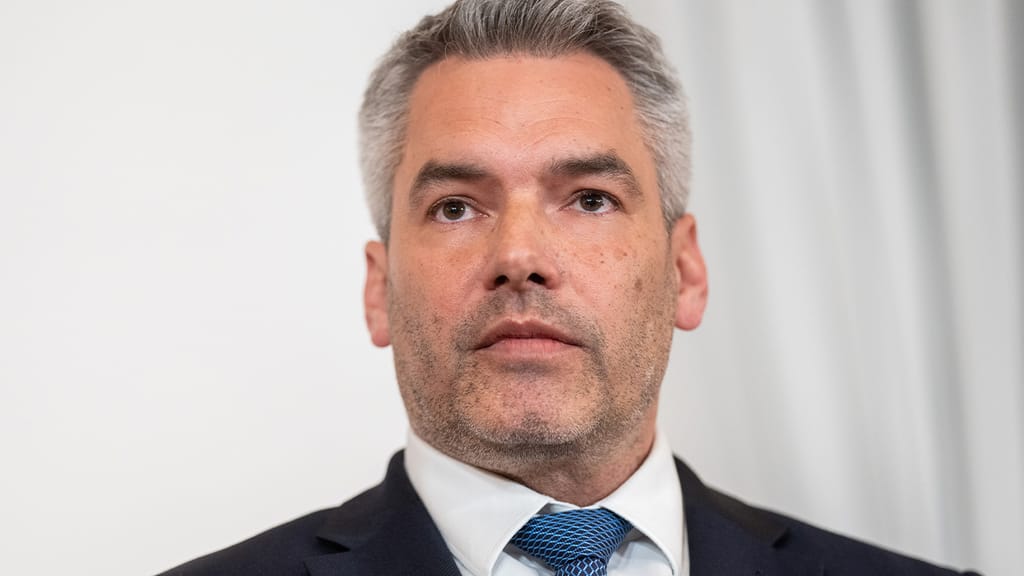 Insa-Meinungstrend: FPÖ klar vorne, aber Karl Nehammer ist im Aufwind - politik - exxpress Nachrichten