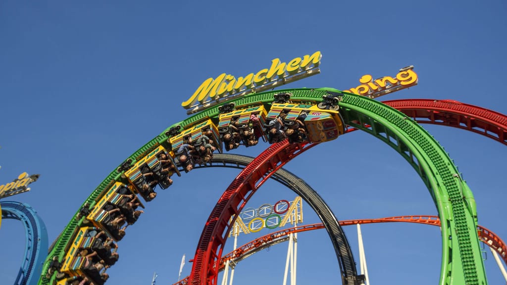 Unfall auf Oktoberfest: Mann stirbt bei Achterbahn-Testfahrt - news - exxpress Nachrichten