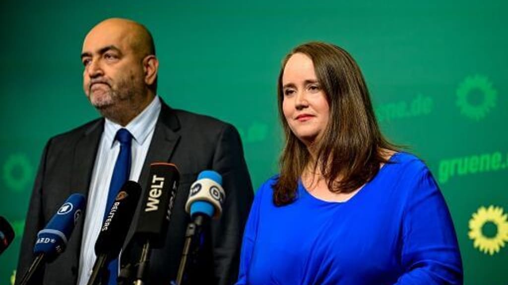 Paukenschlag: Grünen-Spitze tritt zurück - news - exxpress Nachrichten