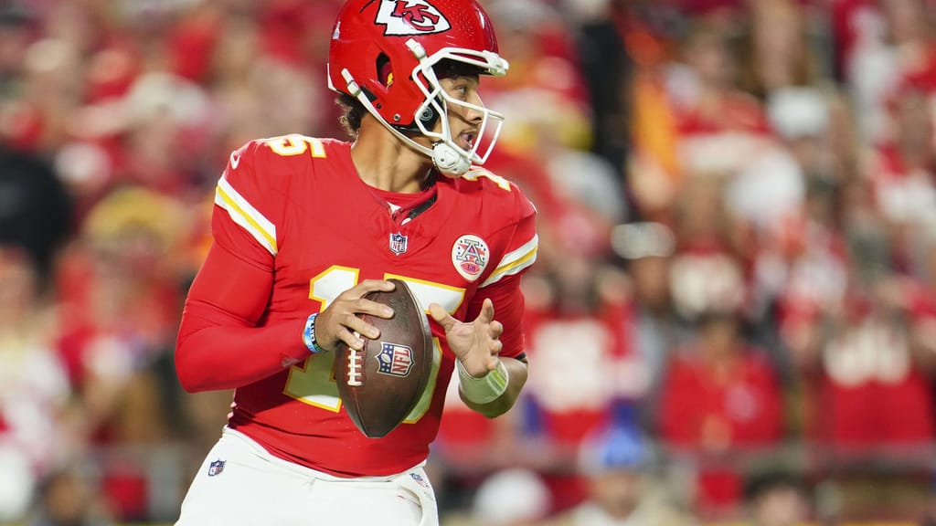 "Kansas City Refs": Kritik an Mahomes & Co. nach dem 5. Saisonsieg - sport - exxpress Nachrichten