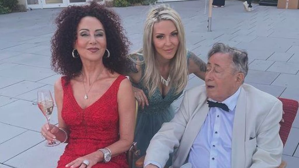 Familie Lugner setzt Simone beim Opernball vor die Türe - lifestyle - exxpress Nachrichten