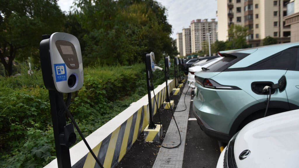 Dämpfer für E-Mobilität: Jeder dritte Autofahrer will zum Verbrenner zurückkehren - economy - exxpress Nachrichten