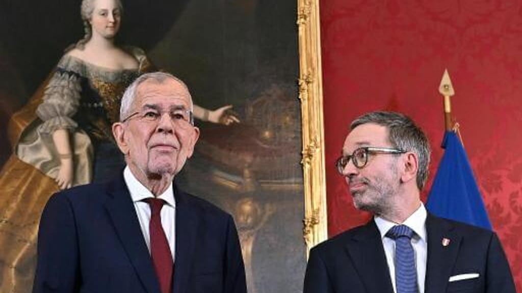 "Völlig falsche" Entscheidung: Überraschender Seitenhieb auf Van der Bellen aus der ÖVP - news - exxpress Nachrichten
