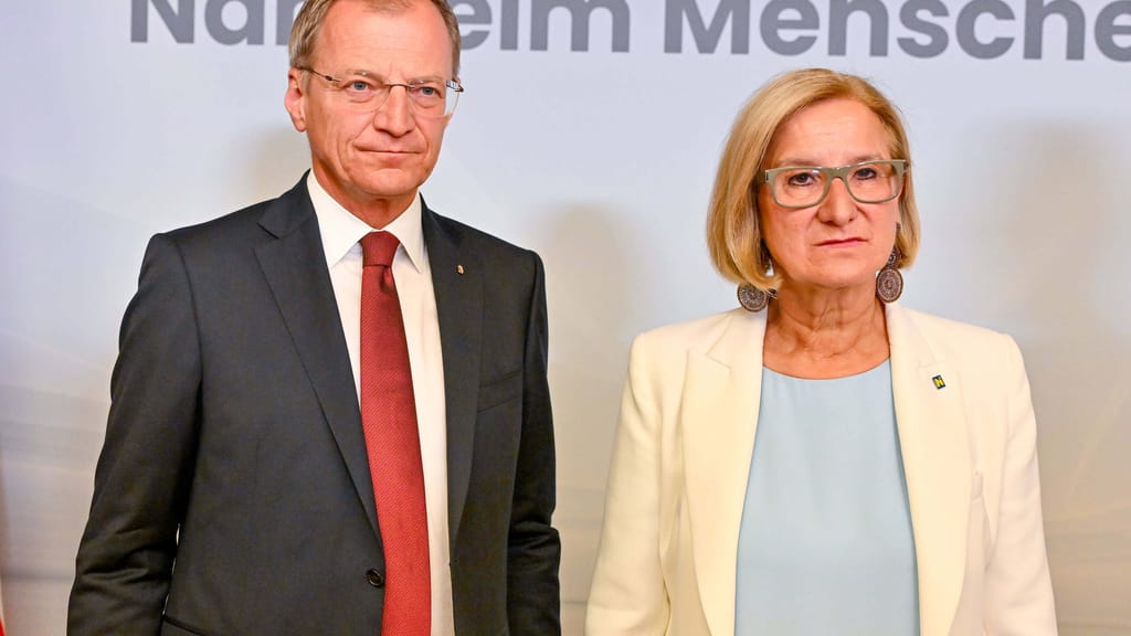 Nun auch weitere ÖVP-Spitzen: Herbert Kickl sollte Regierungsbildungsauftrag bekommen - politik - exxpress Nachrichten