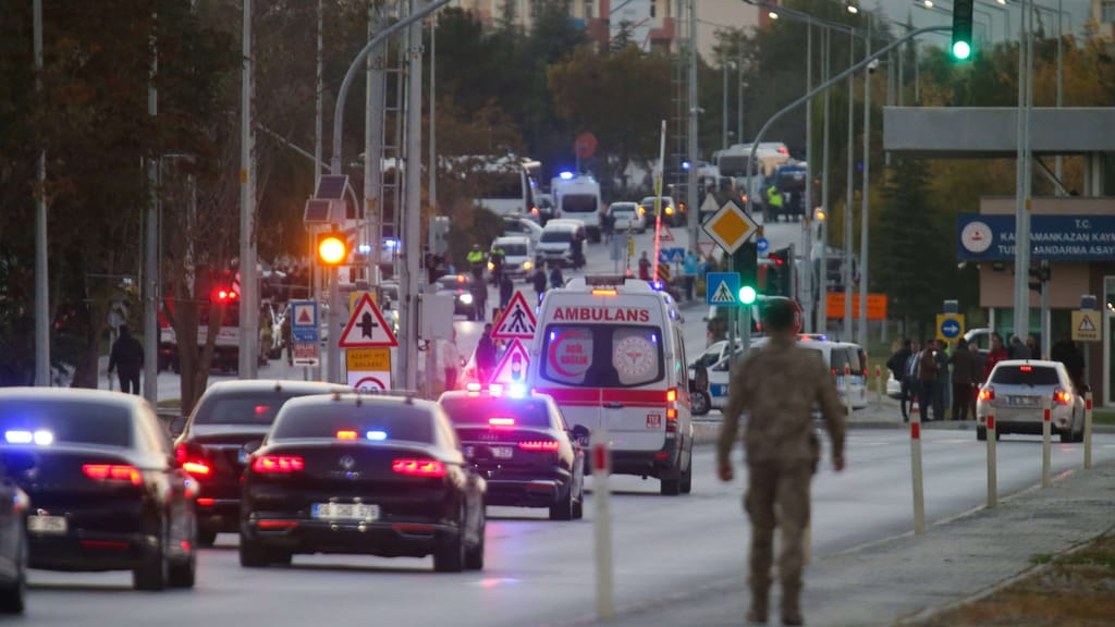 Türkei: PKK bekennt sich zu Terroranschlag - news - exxpress Nachrichten