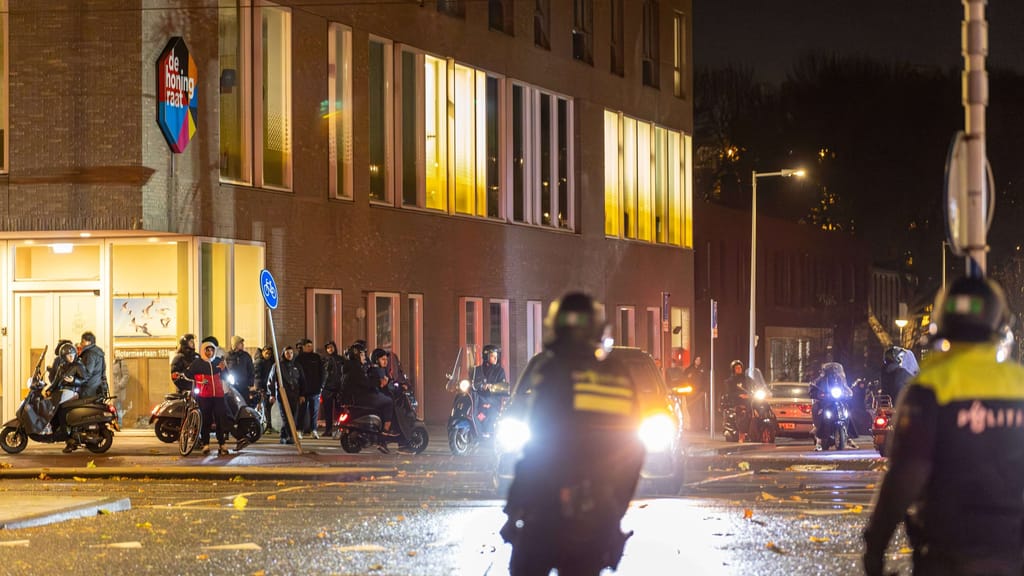 Erneut Ausschreitungen: Amsterdam kommt nicht zur Ruhe - news - exxpress Nachrichten
