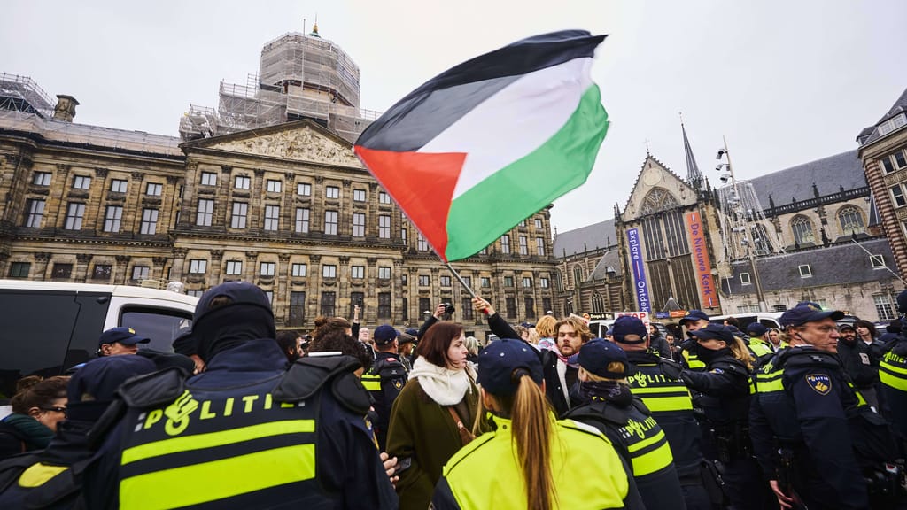 Propalästinensische Demonstranten besetzen Rüstungskonzern - news - exxpress Nachrichten