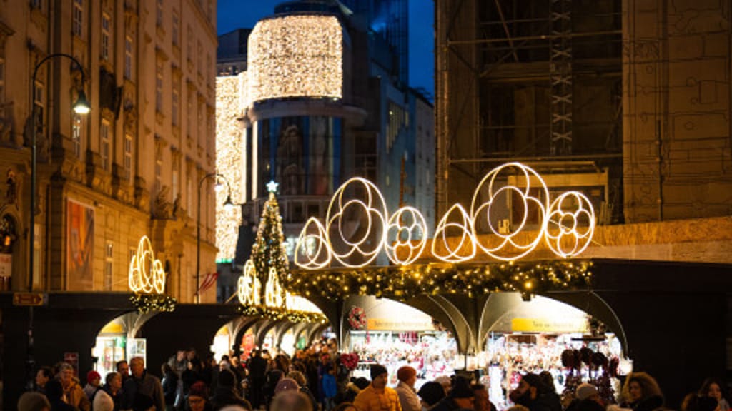 Bewaffnete Einheiten sichern jetzt unsere Christkindlmärkte - news - exxpress Nachrichten