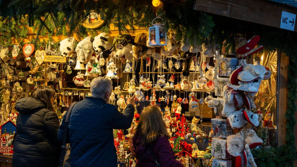 Erhöhte Terrorwarnstufe: Österreich verstärkt Schutzmaßnahmen auf Weihnachtsmärkte - news - exxpress Nachrichten
