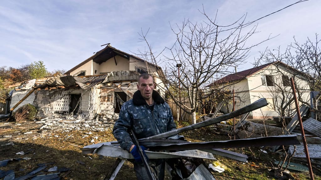 Ukraine: Mehrheit fordert Verhandlungen für schnellen Frieden - news - exxpress Nachrichten