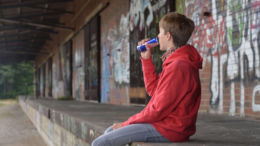 Energydrinks für Jugendliche vor dem Aus: Österreich diskutiert Altersbeschränkung - news - exxpress Nachrichten